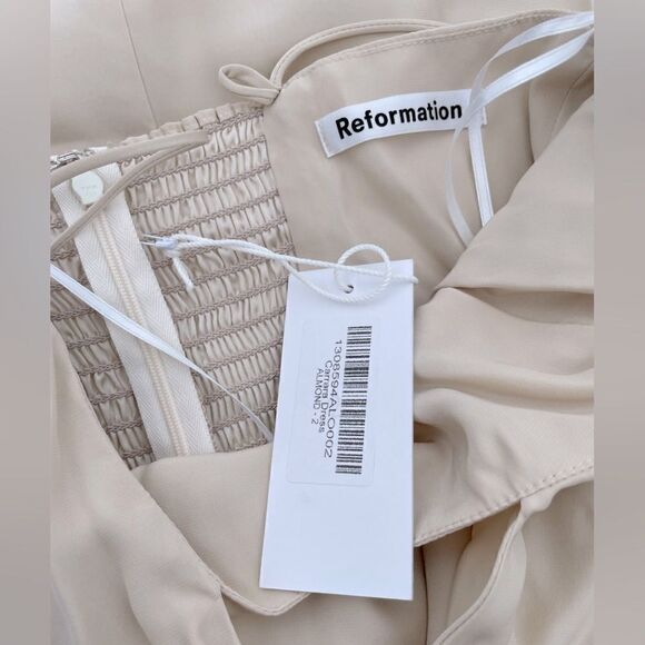 Reformation Carrara dress in almond NWT - Picture 7 of 9